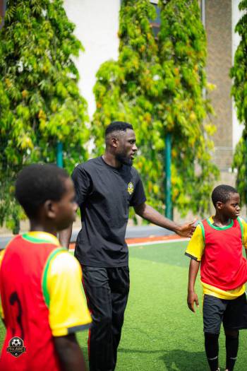 BLAQ7984_original_copy_1