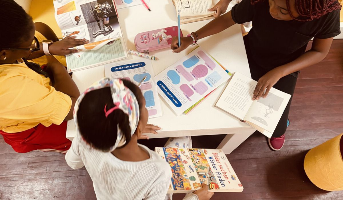 Ein spannendes Bibliotheksabenteuer mit Verben